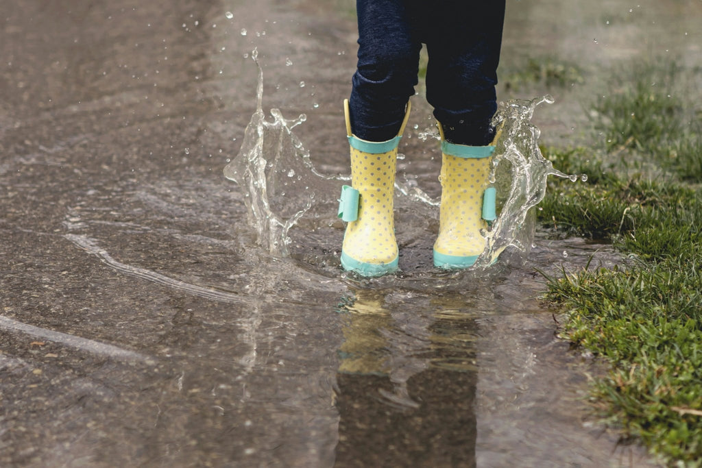 Waterproof Fabric: A Complete Guide to Water Resistant Fabric - maake